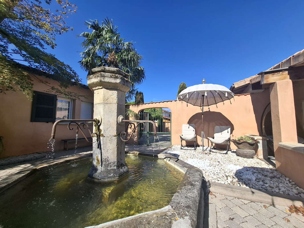 Maison atypique   Un petit air de Provence et de vacances, dépaysement total ! - photo 3