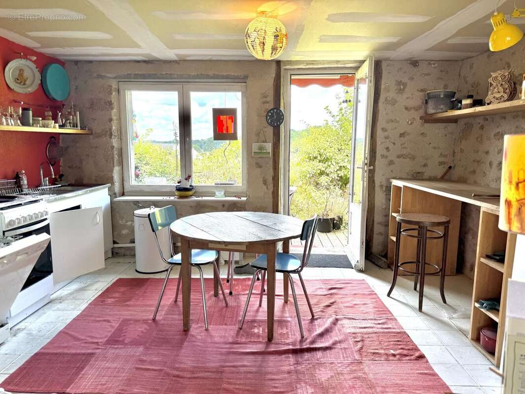 Maison à SAINT-VAURY