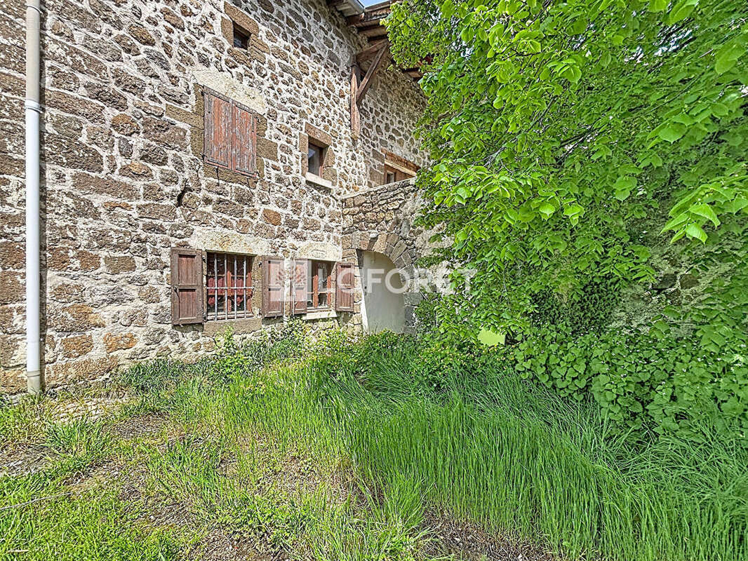 Appartement à POLIGNAC