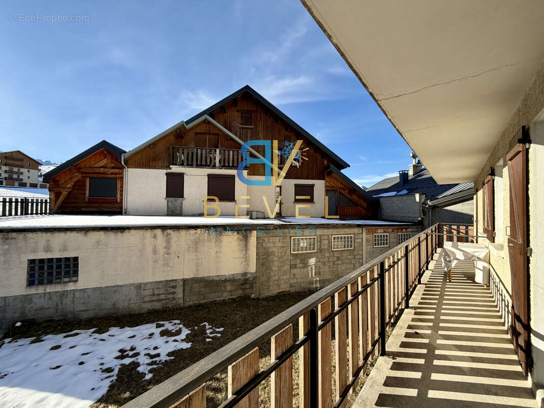 Appartement à ALBIEZ-MONTROND