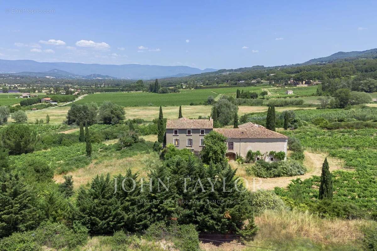 Maison à BONNIEUX