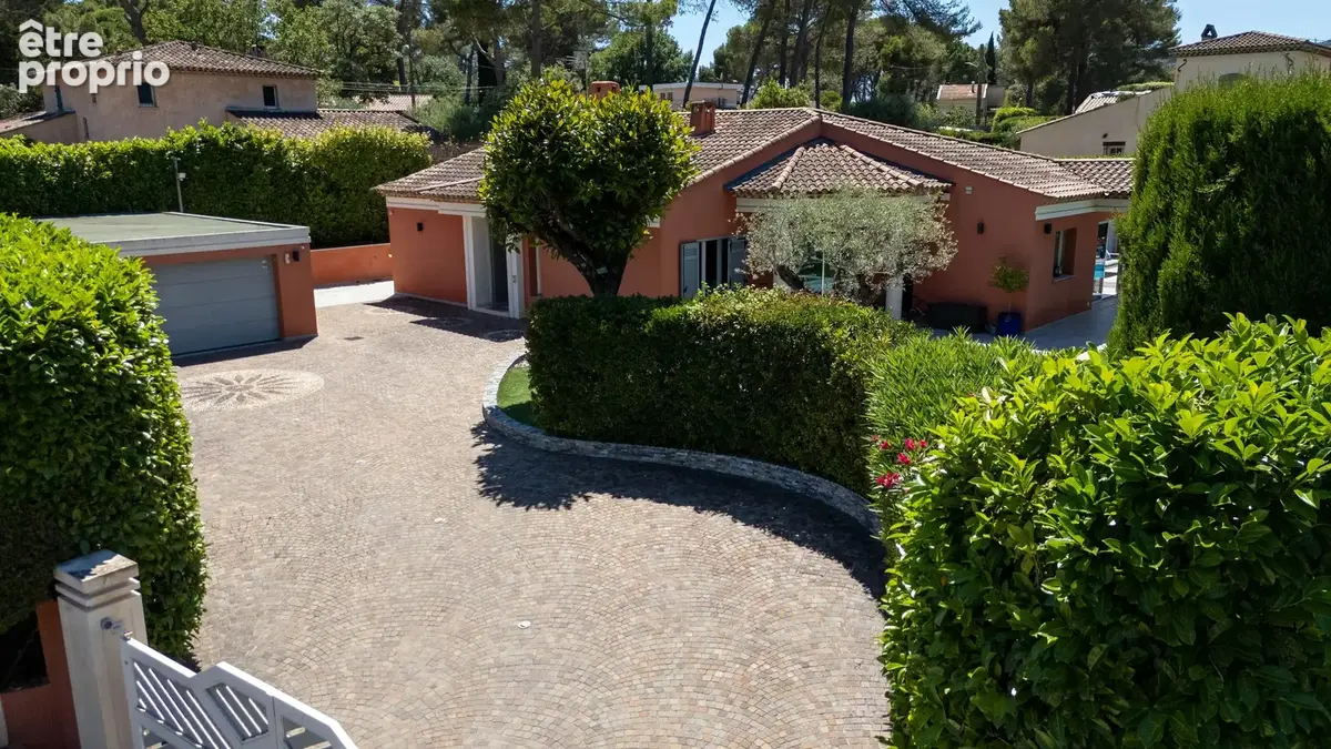 Mougins  Villa  d'exception de plain-pied  Piscine chauffée, jacuzzi & studio indépendant  10 min Cannes - photo 21