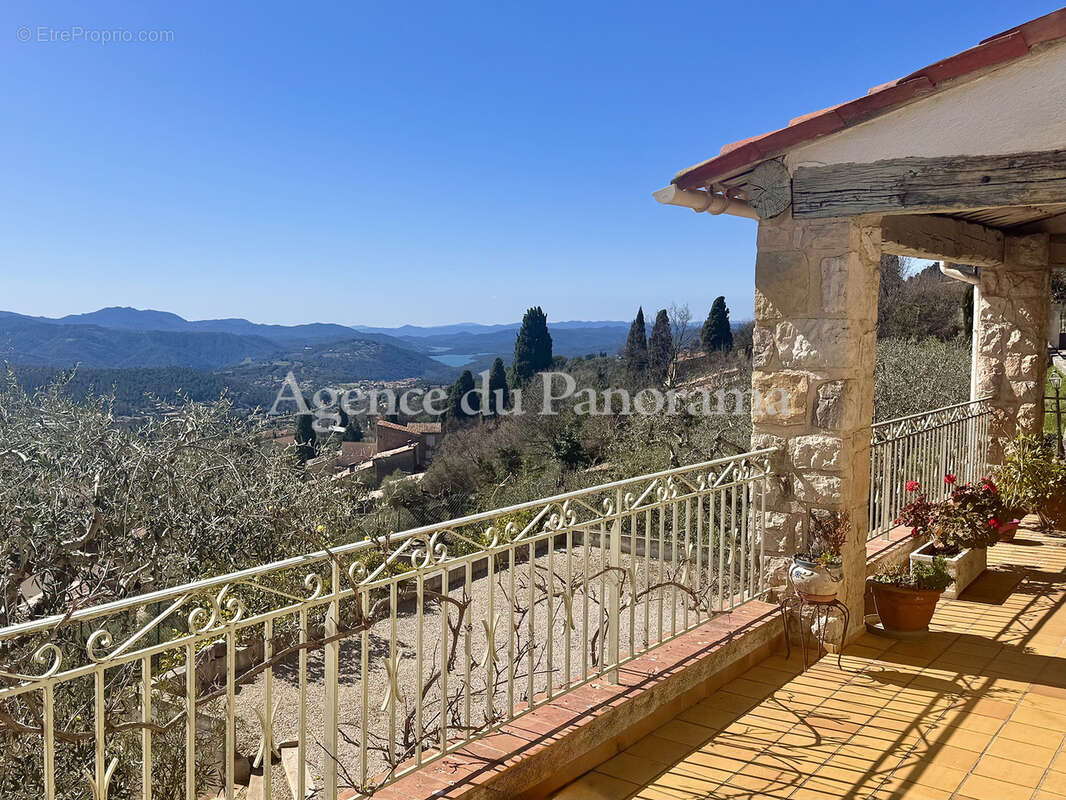 Panorama incroyable  pour cette splendide villa - photo 3