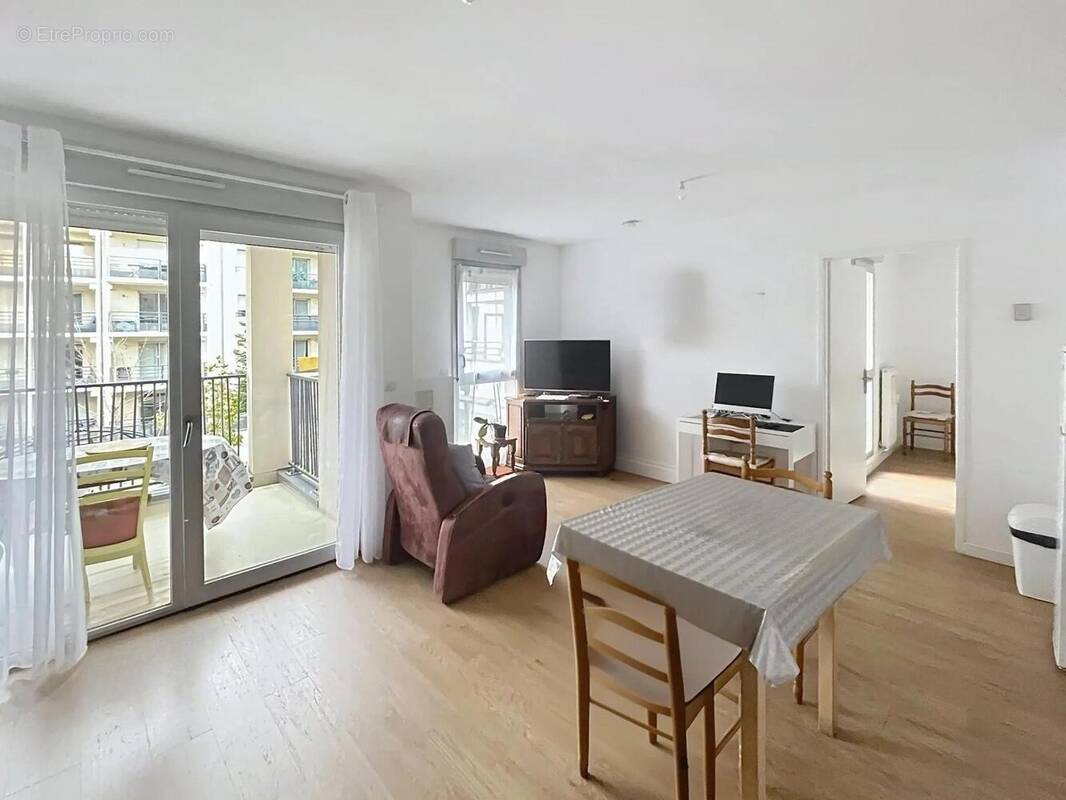 Photo 1 - Appartement à SAINT-ETIENNE