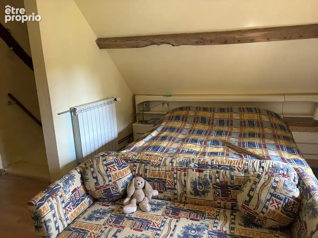 Saint-Denis-de-Jouhet   Charmante maison avec 1934 m2 de terrain, située au calme dans un cadre verdoyant - photo 9