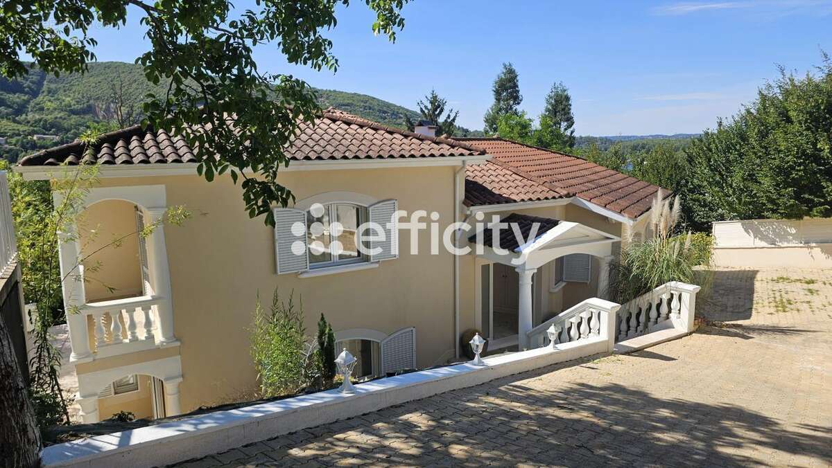Maison 245 m² à Rochetaillee-Sur-Saone  - photo 25