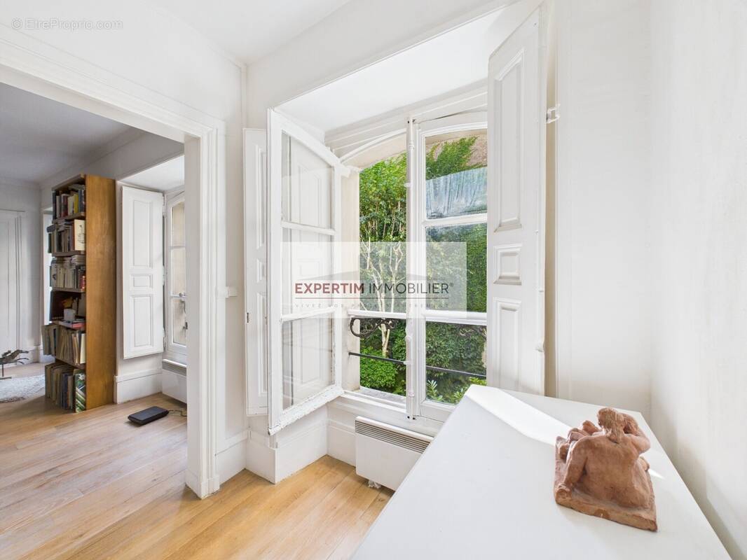 Appartement à VERSAILLES