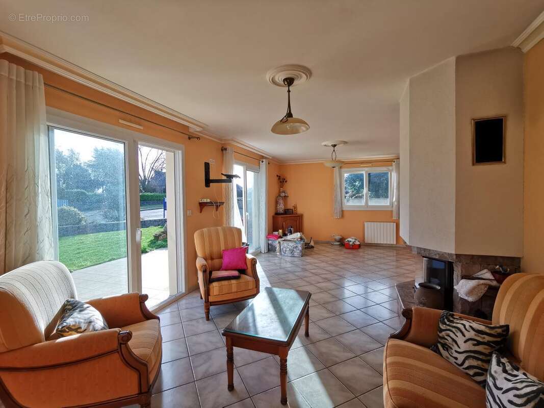 Maison à PLOUEC-DU-TRIEUX