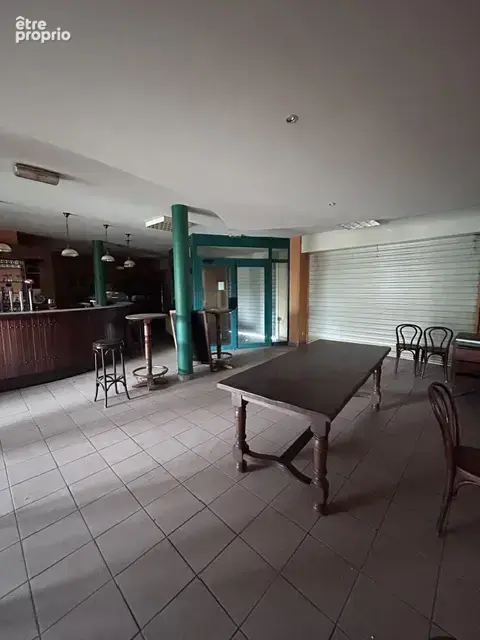 Local commercial + caves - photo 5
