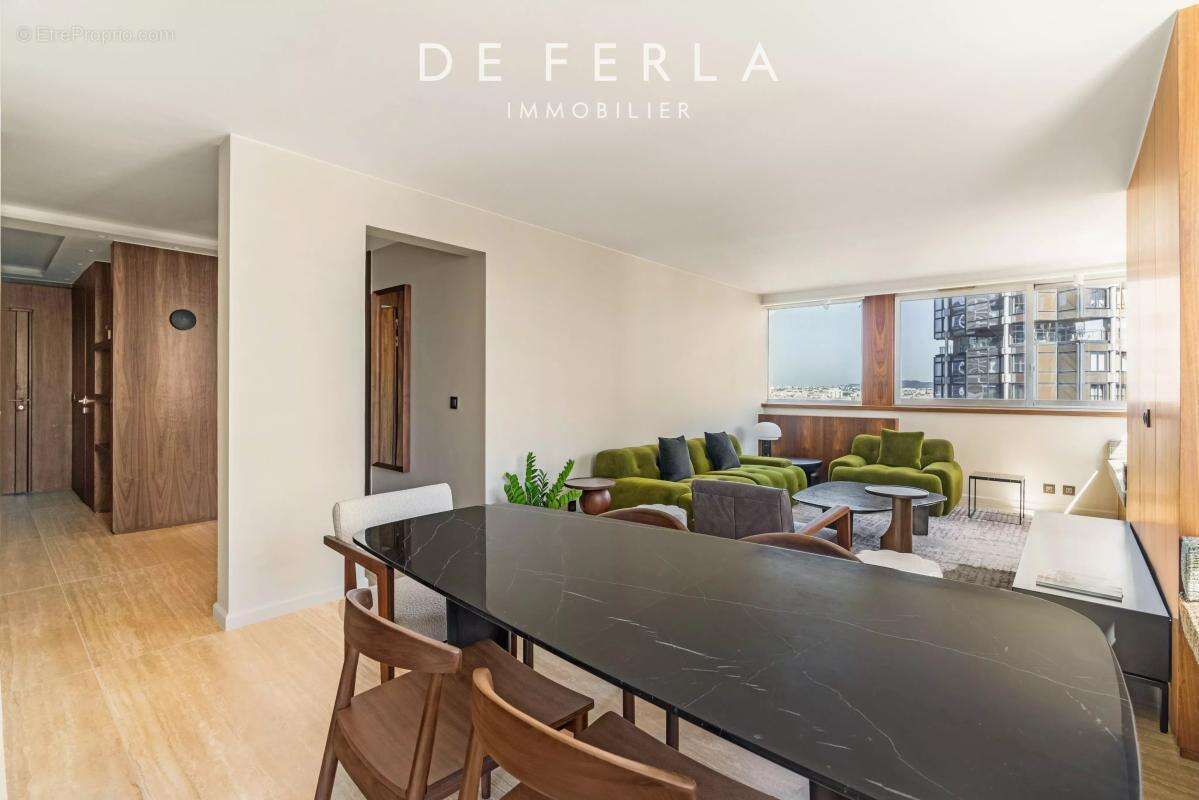 Appartement à PARIS-15E