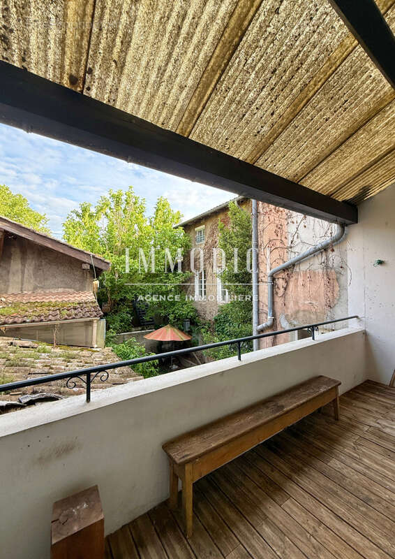 Appartement à THOISSEY