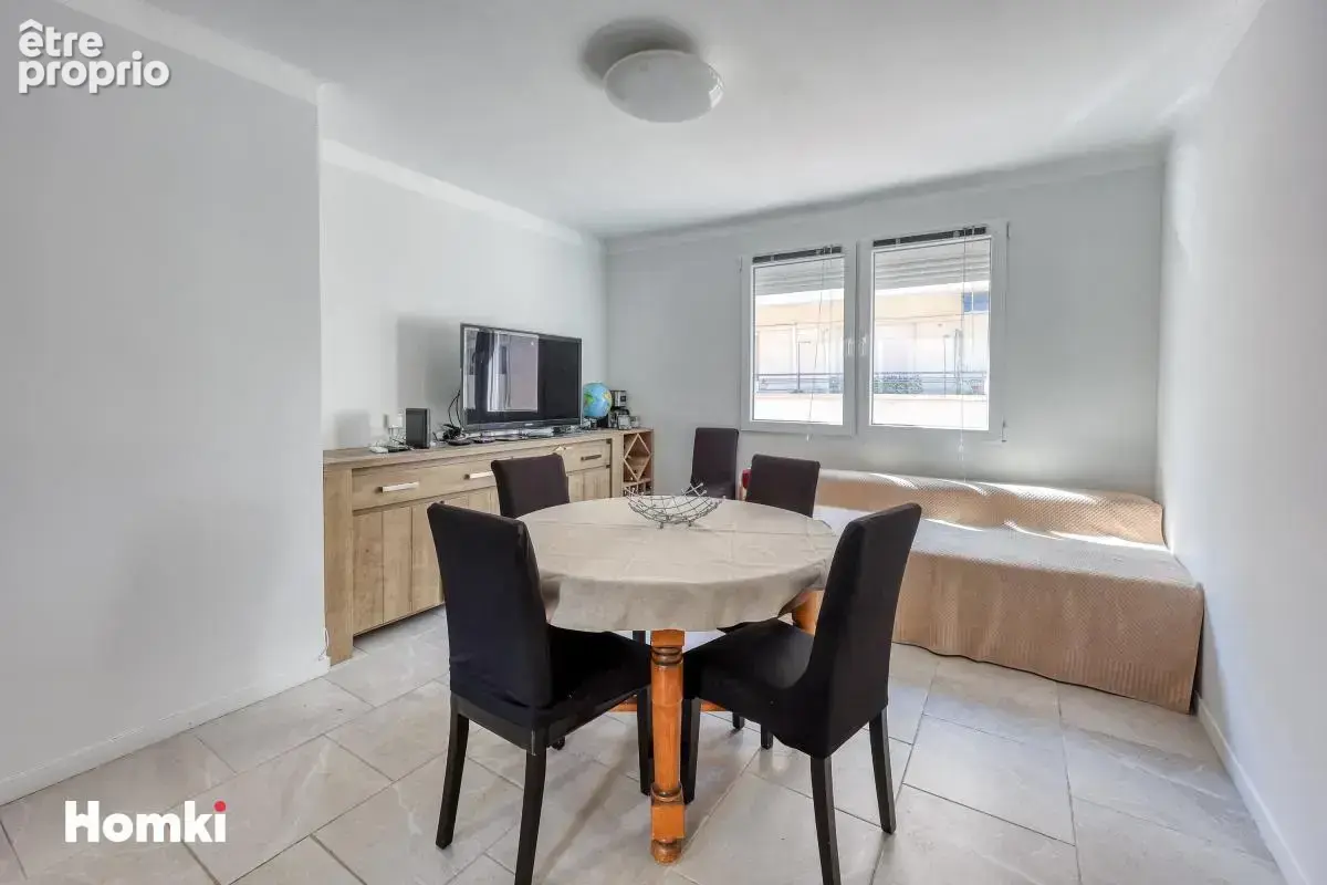 A vendre ! Appartement T3 traversant rénove avec balcon ascenseur et cellier ideal investissement ou résidence principale - photo 3