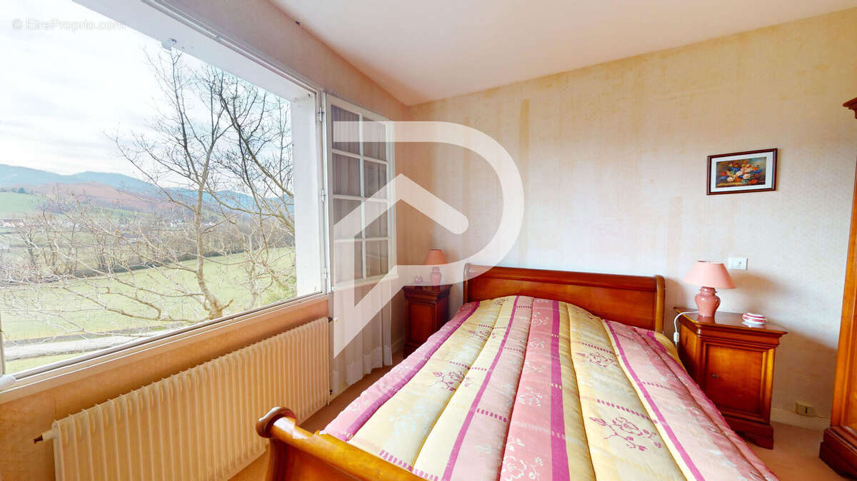 Maison à OLORON-SAINTE-MARIE