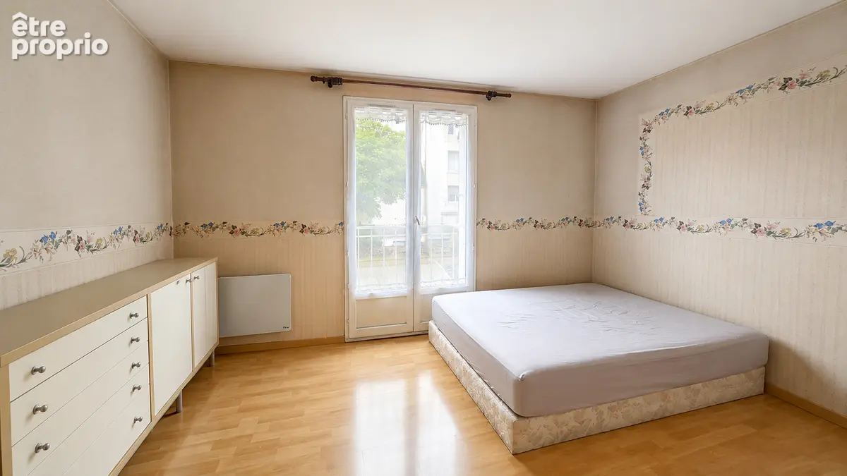 Proche de Basilique Saint-Denis : Maison avec Jardin et Garage ! - photo 2
