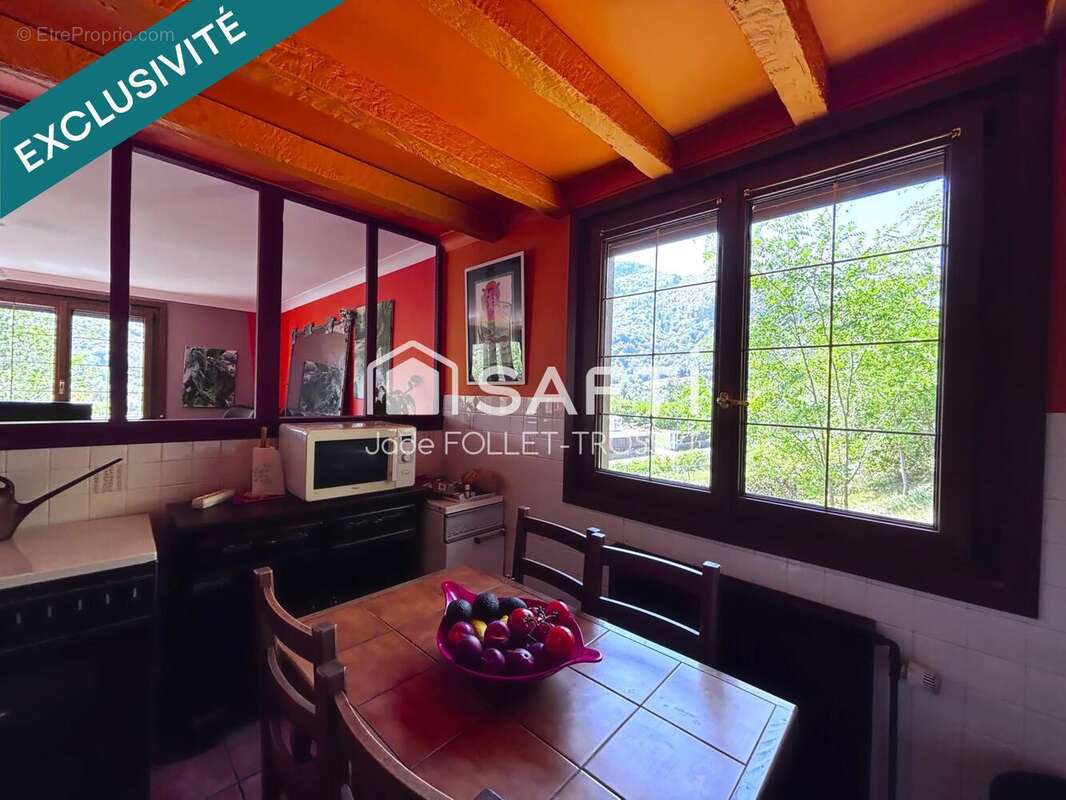 Maison 78 m² à Thoirette  - photo 4