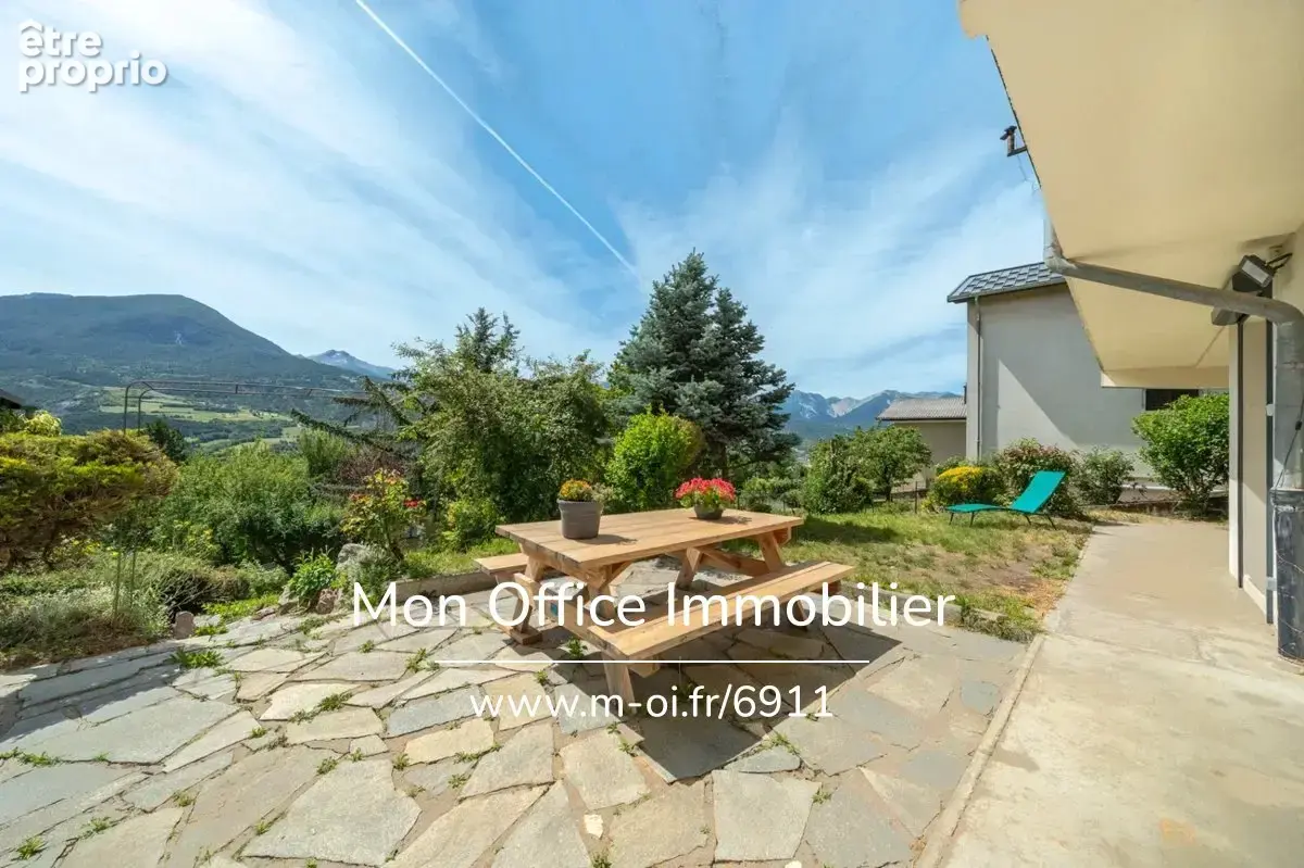 Référence : 6911-MTE. - Villa 183 m² - 2 appartements - vue imprenable montagnes - photo 2