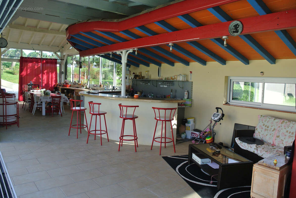 Maison à MAUVEZIN-SUR-GUPIE