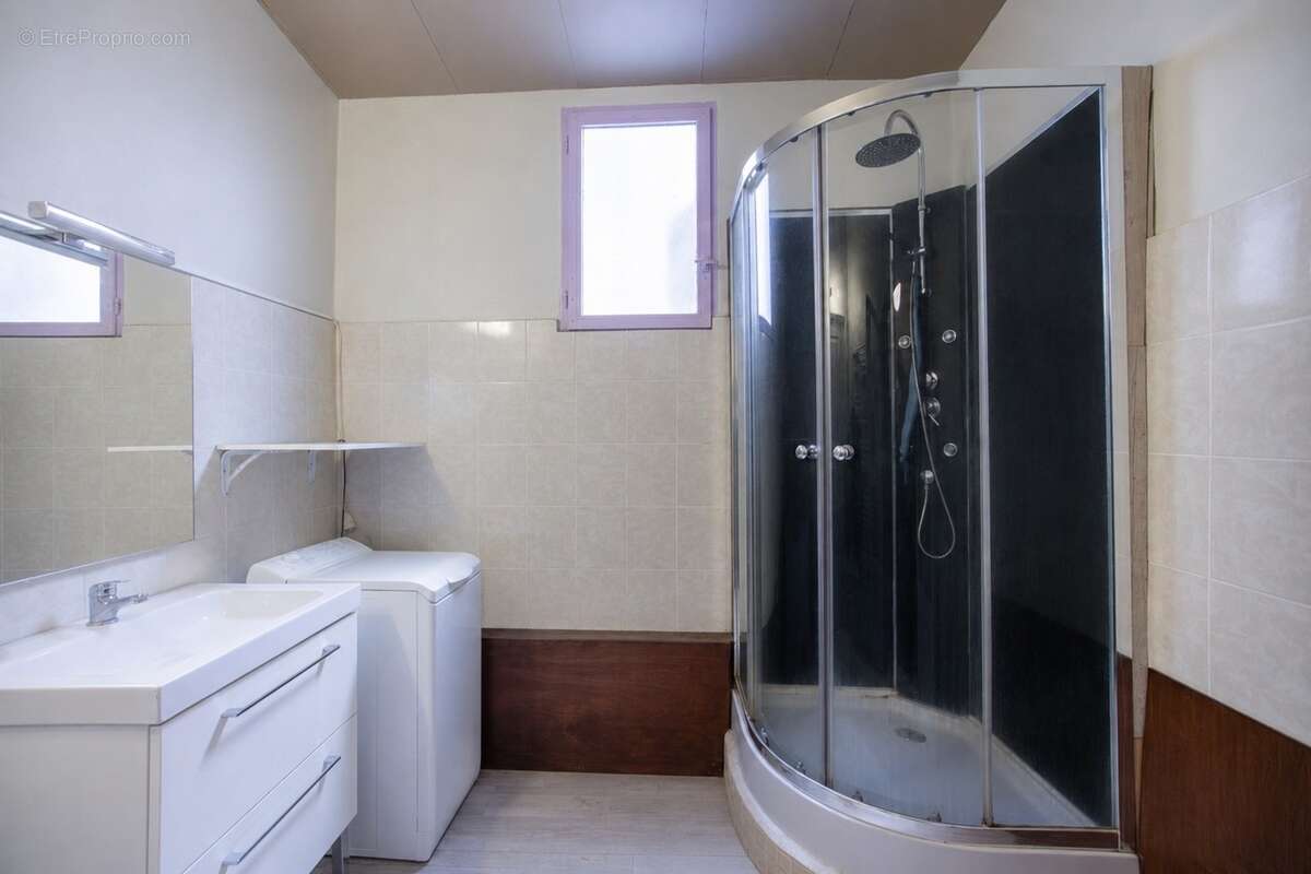 À vendre Appartement T2bis de 72m² à MARSEILLE 1ER ARRONDISSEMENT - photo 8