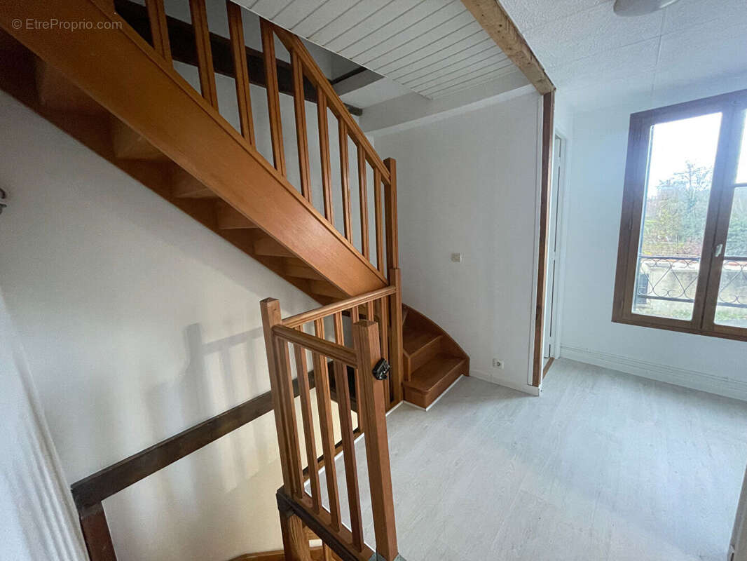 Maison à NANTEUIL-LES-MEAUX