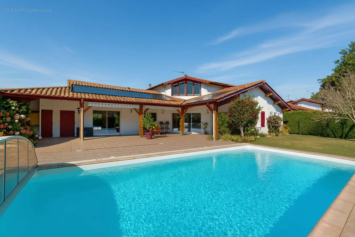 Maison à JATXOU