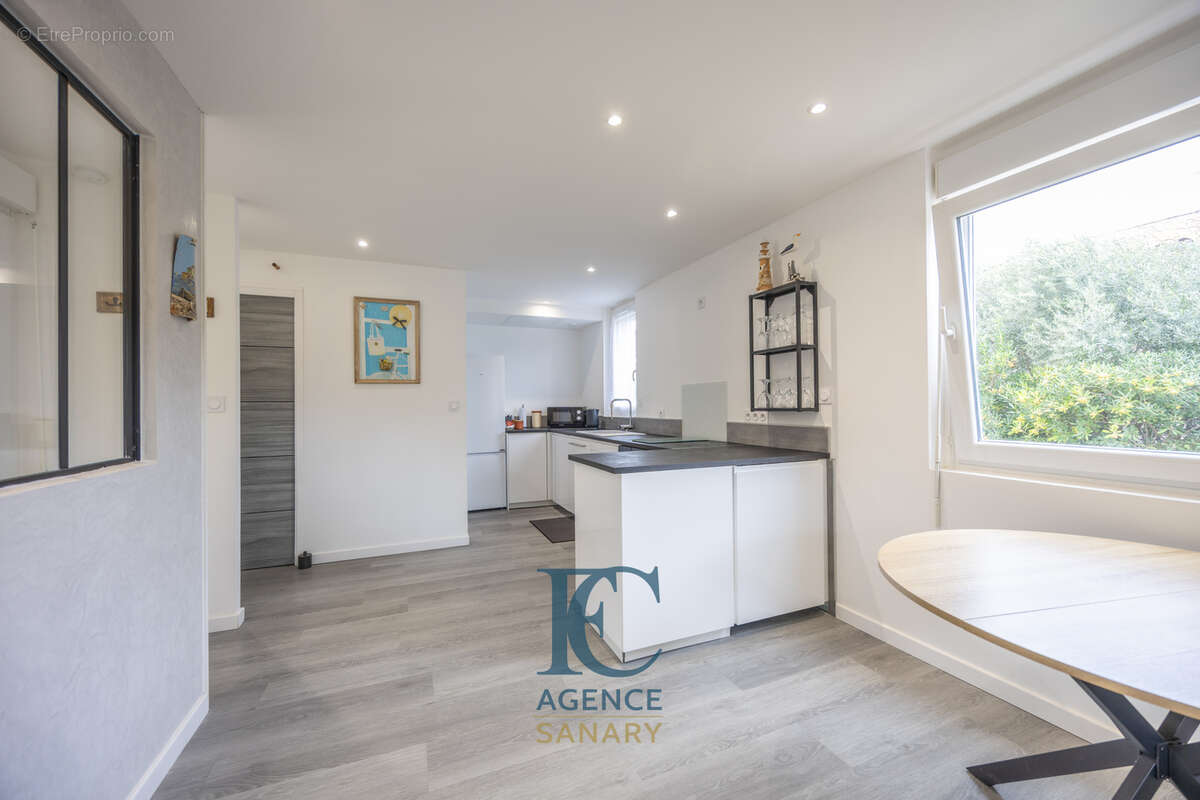 Appartement à SANARY-SUR-MER