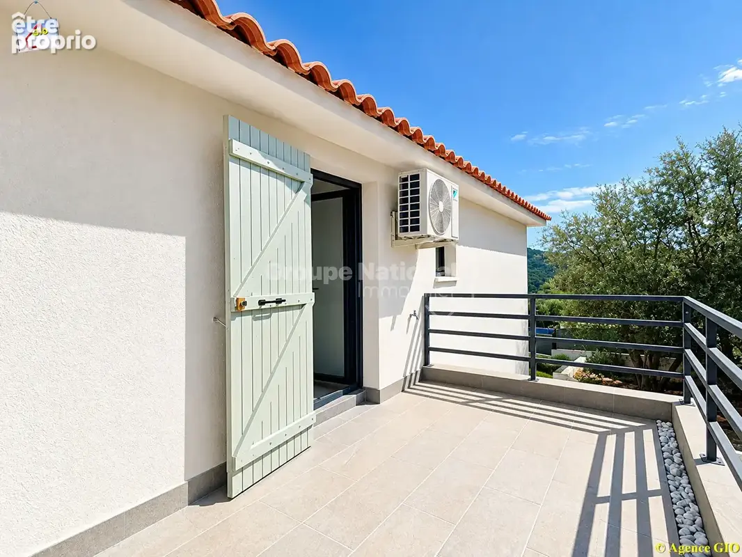 Toulon les 4 chemins - villa  2026 t5 de 121 m²  - terrain de 559 m² - piscine -  terrasse - photo 6