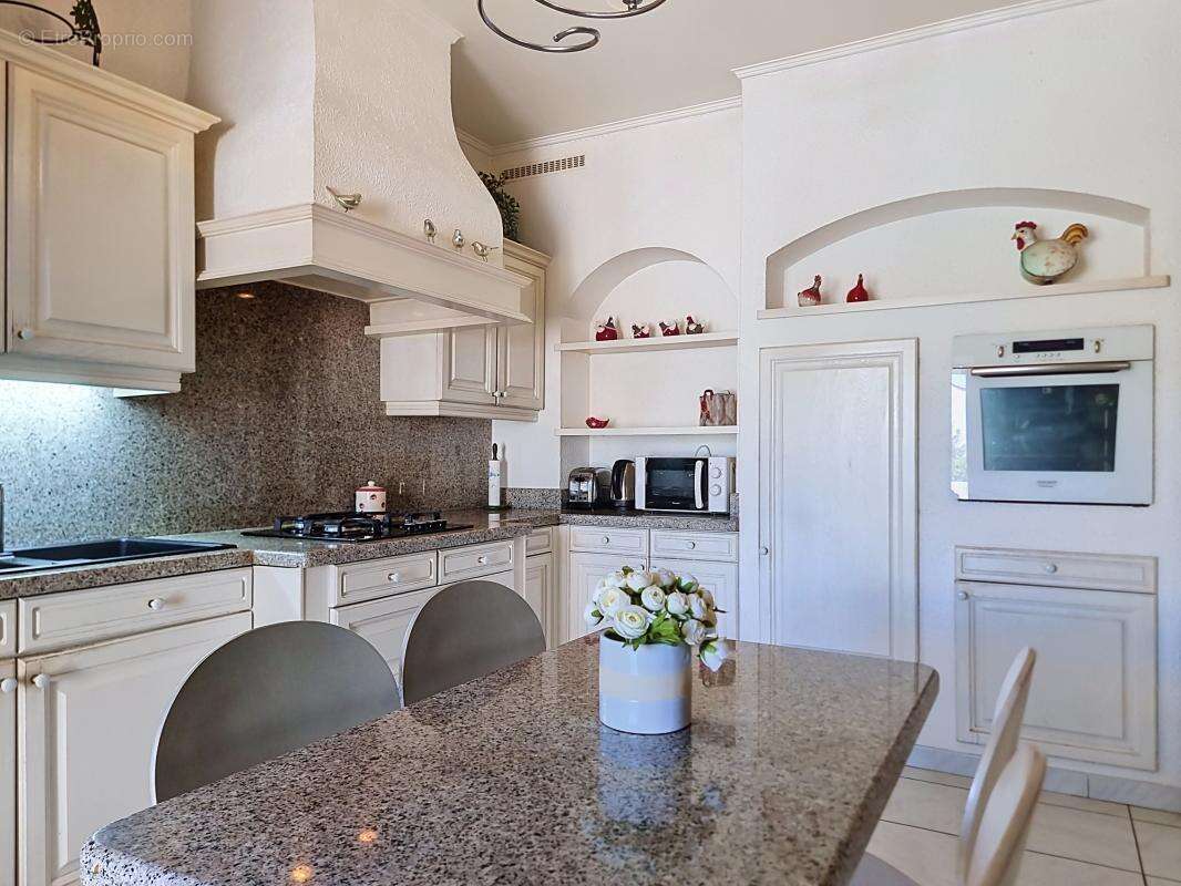 Maison 200 m² à Puicheric  - photo 12
