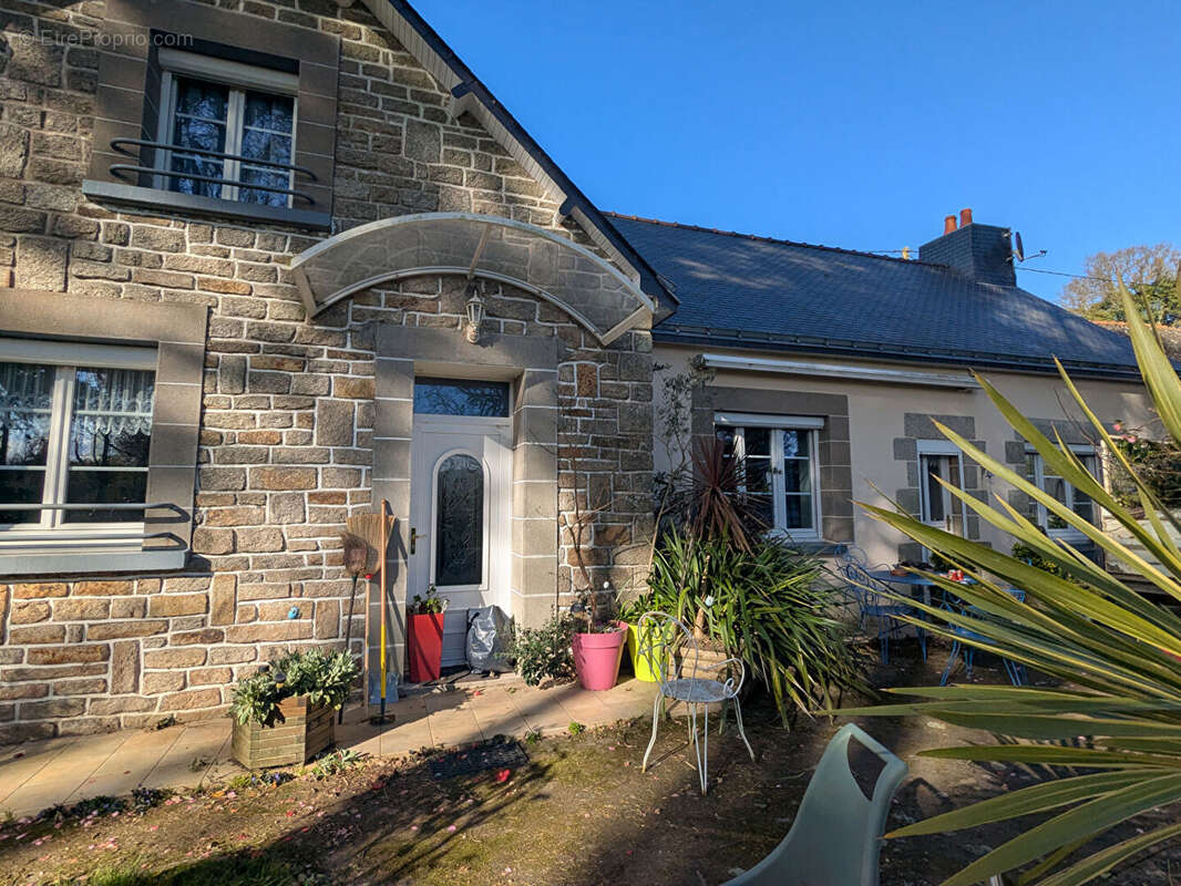 Maison à LANOUEE