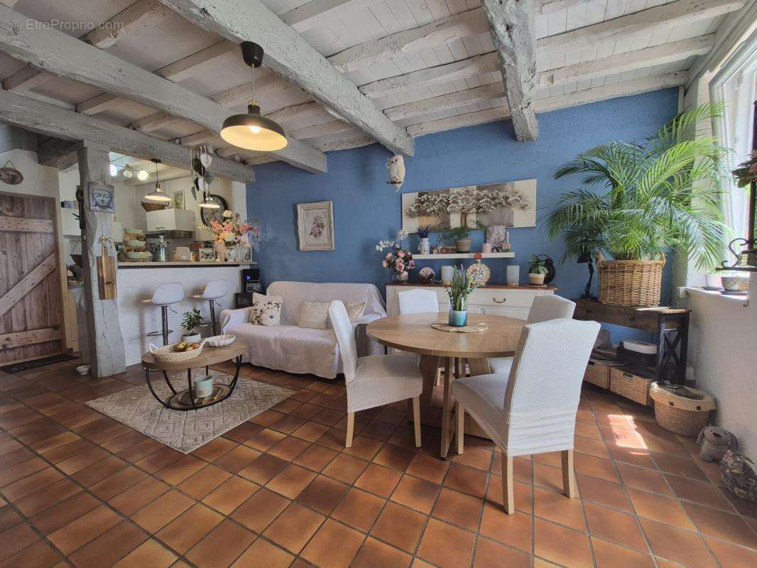 Maison à vendre 3 pièces LAGARDE (31) - photo 2