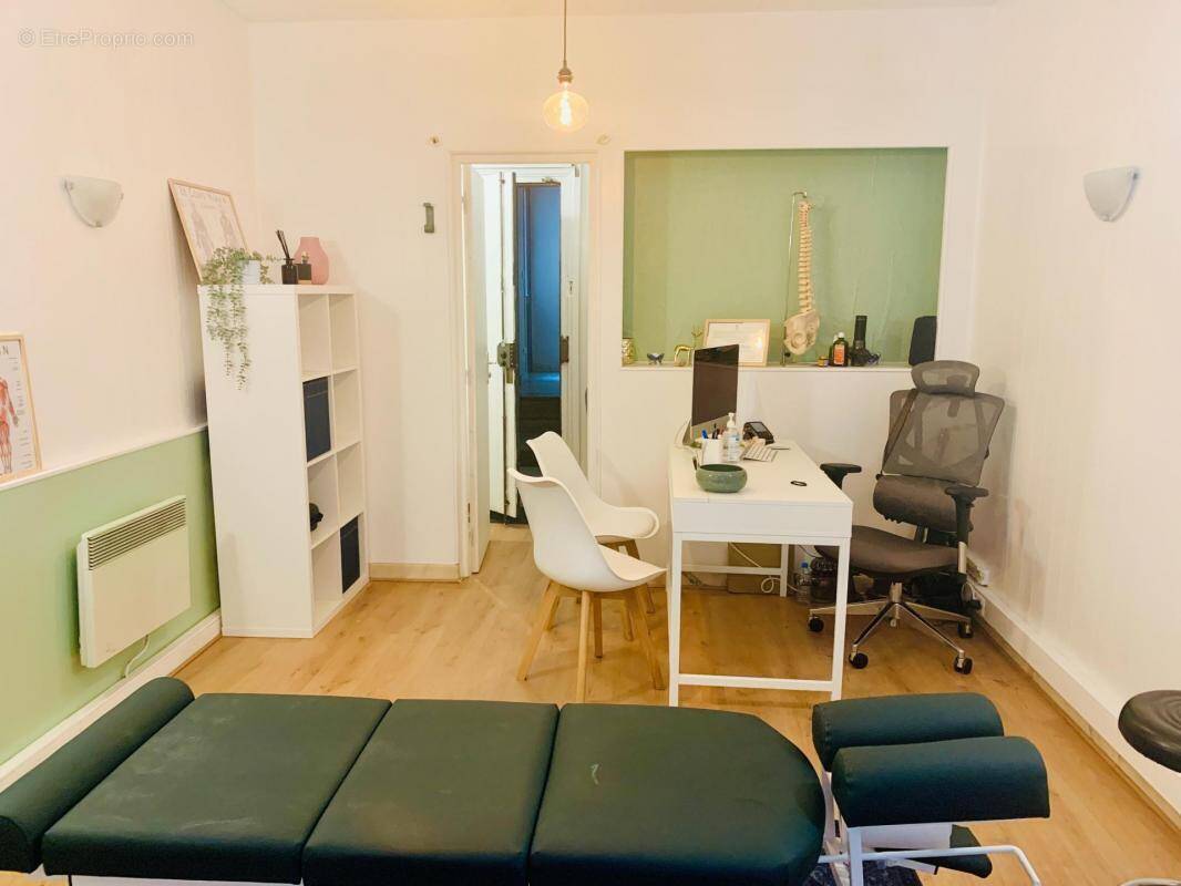 Commerce à PARIS-17E