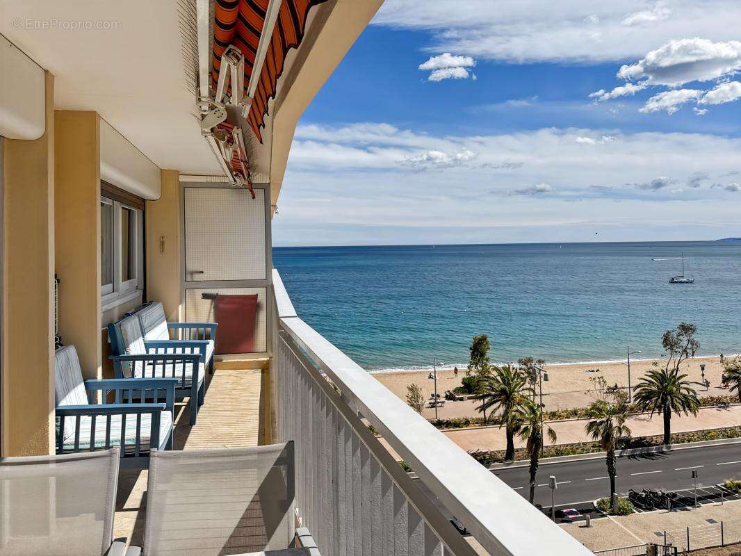 Magnifique vue mer de ce 2 pièces 38 m2 en étage elevé avec ascenseur - photo 2