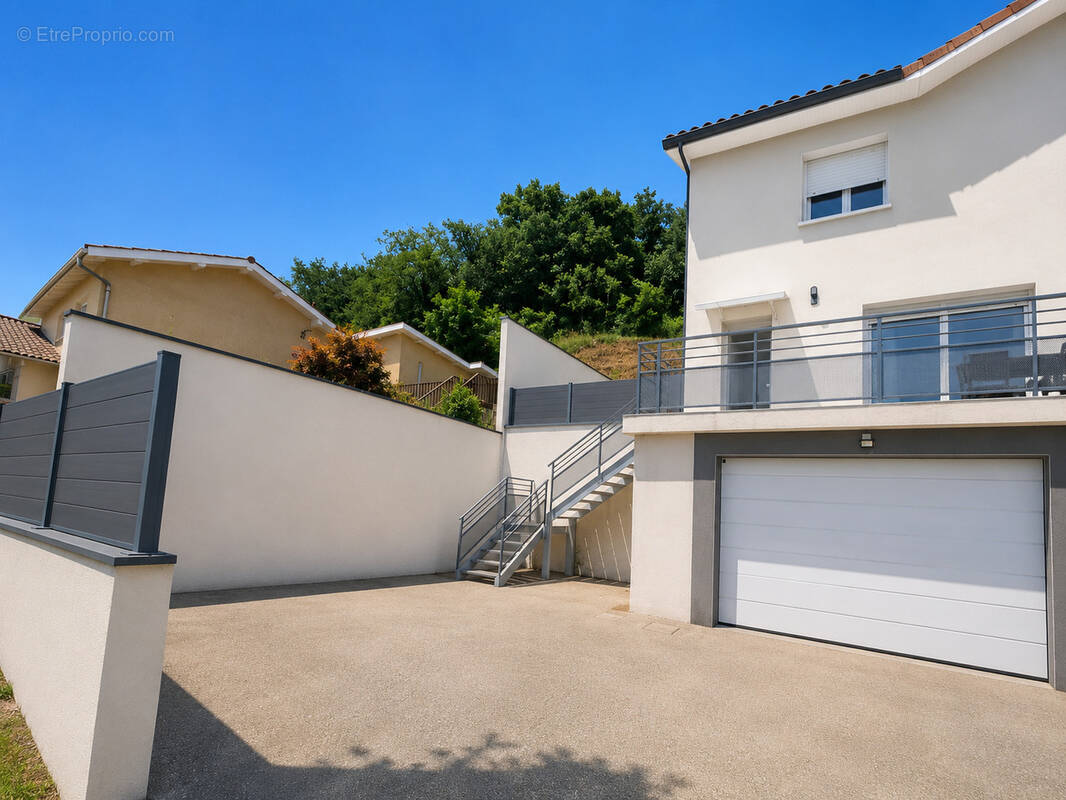 Maison à CHANAS