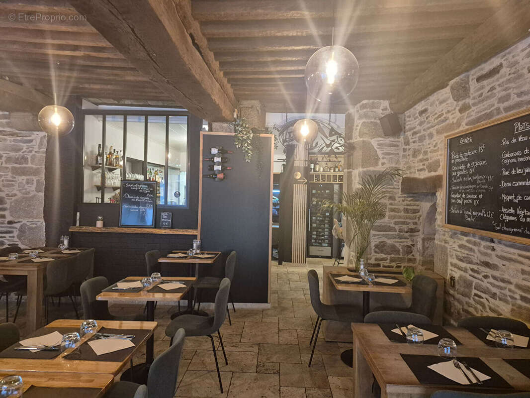 Fonds de commerce a vendre centre ville lannion - photo 6