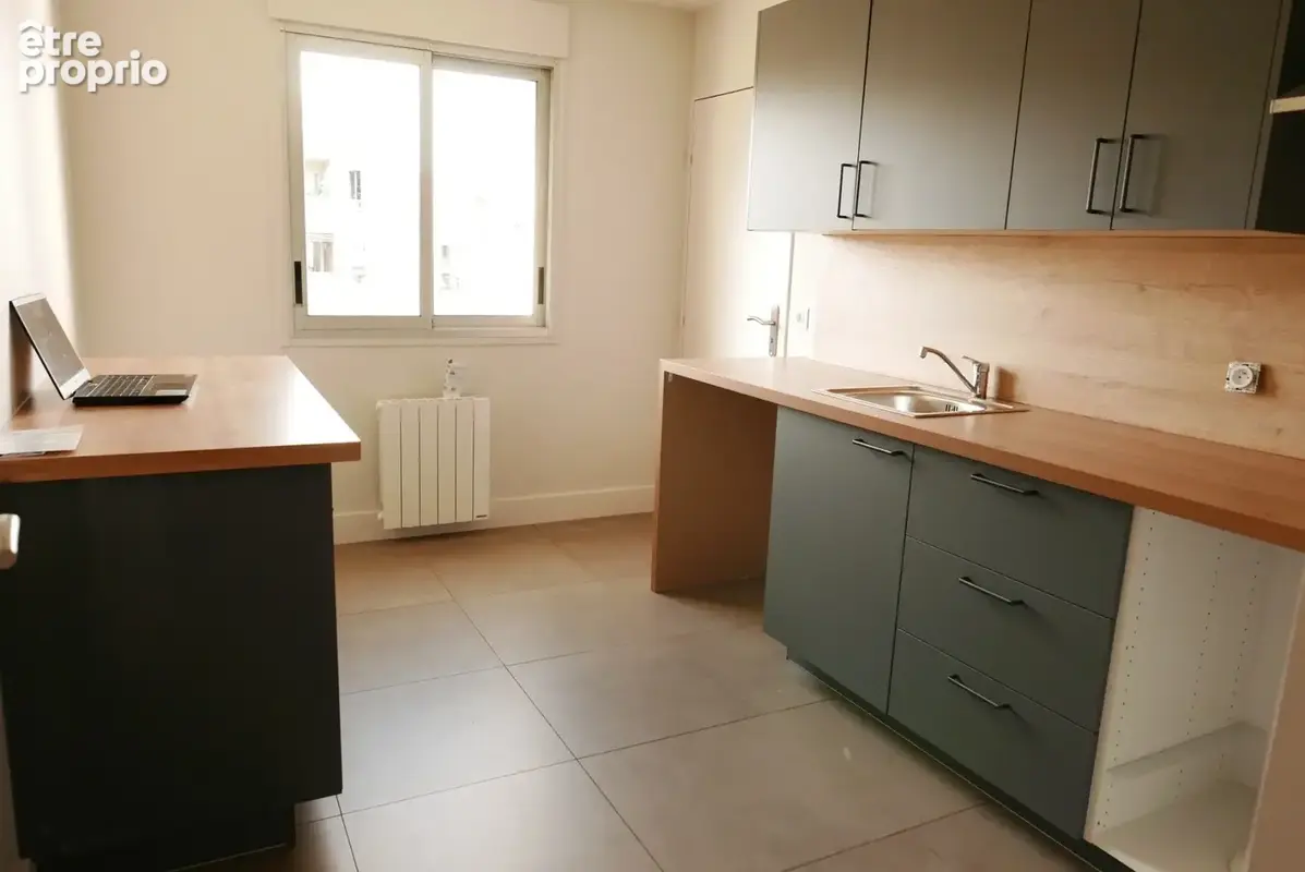 Appartement 3 pièces 76 m² à vendre à Tassin-La-Demi-Lune (69160) - photo 1
