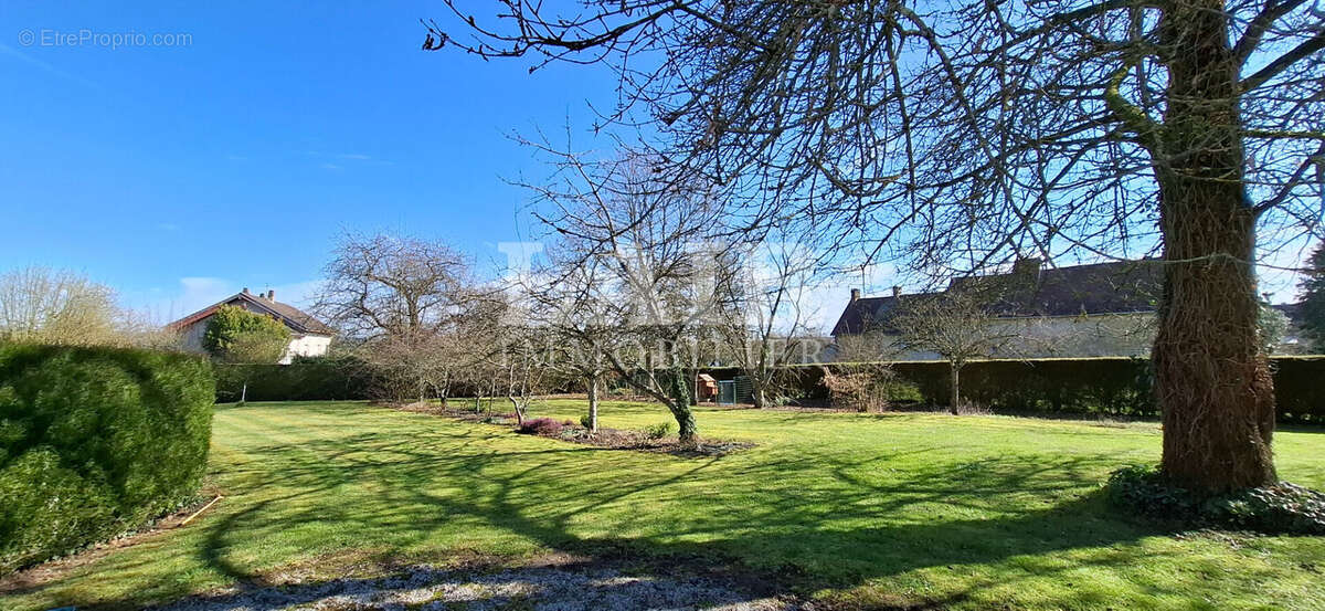 Maison à SEES