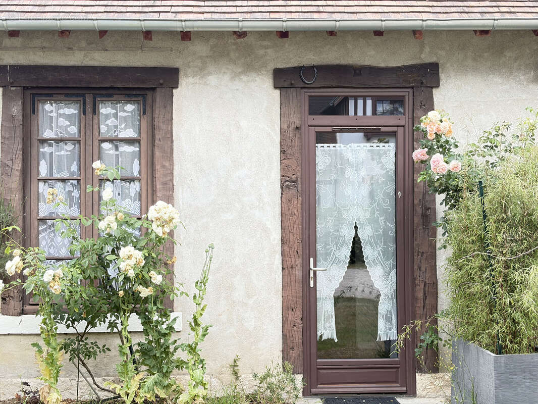Maison à LIGNY-LE-RIBAULT