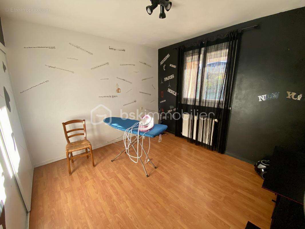 Maison à SAINT-JORY