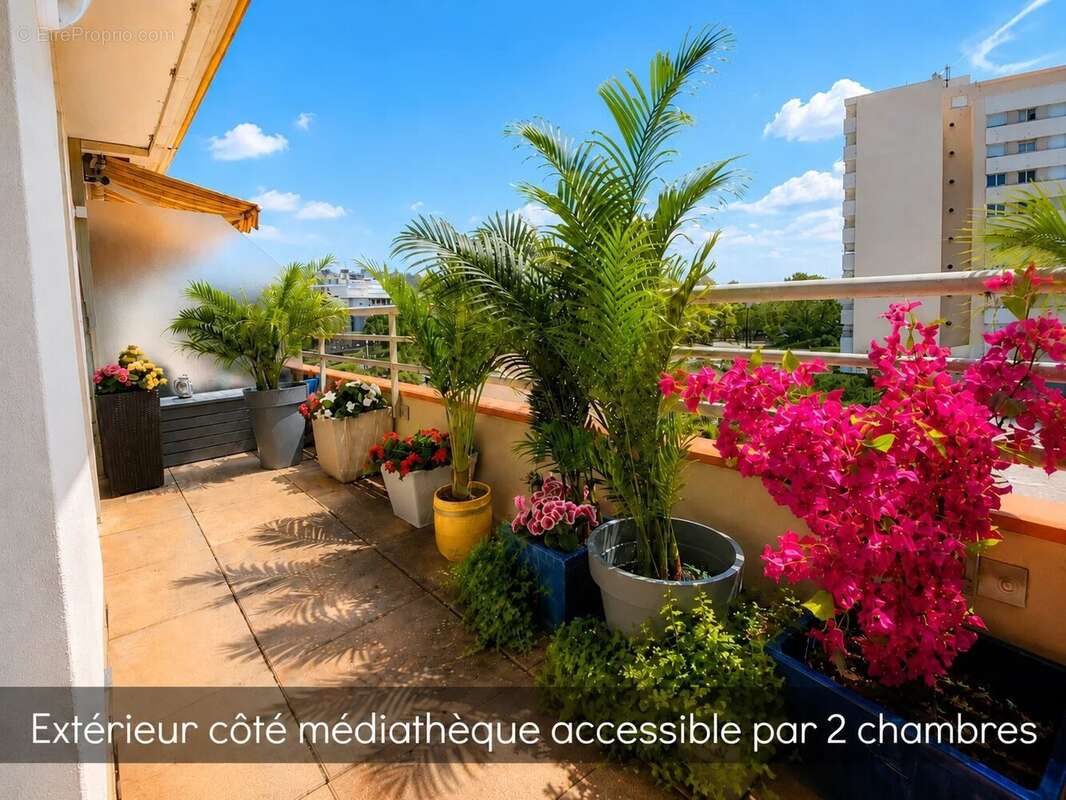 Appartement à HYERES