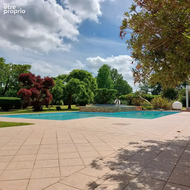 Maison à vendre 13 pièces MONTAUBAN (82), salle de reception, parking, bureaux, cave, dépendances,  parc de 8000m2, 2 entrées in - photo 95