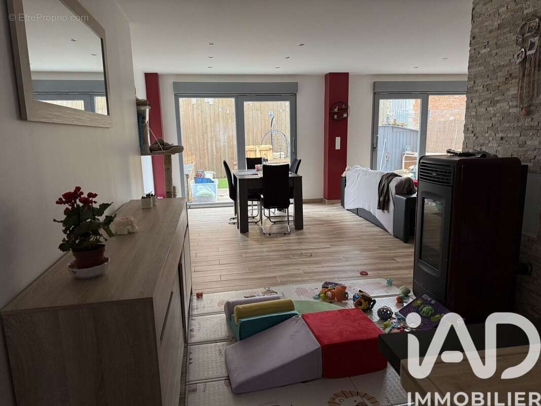Photo 2 - Maison à SUIPPES
