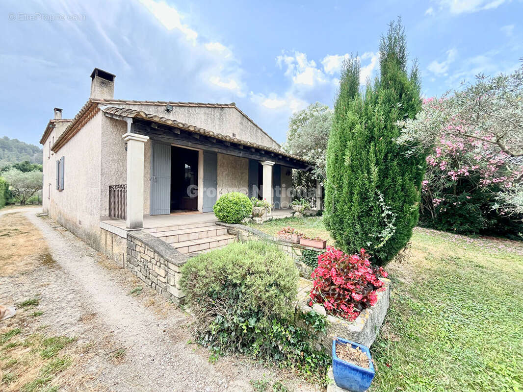 Exclusivité : Maison 4 chambres avec jardin & Piscine - photo 3