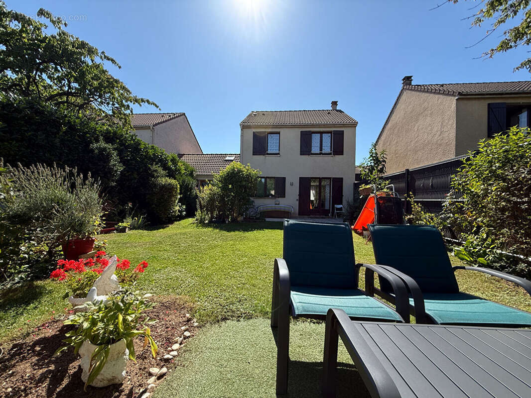 Maison à RIS-ORANGIS