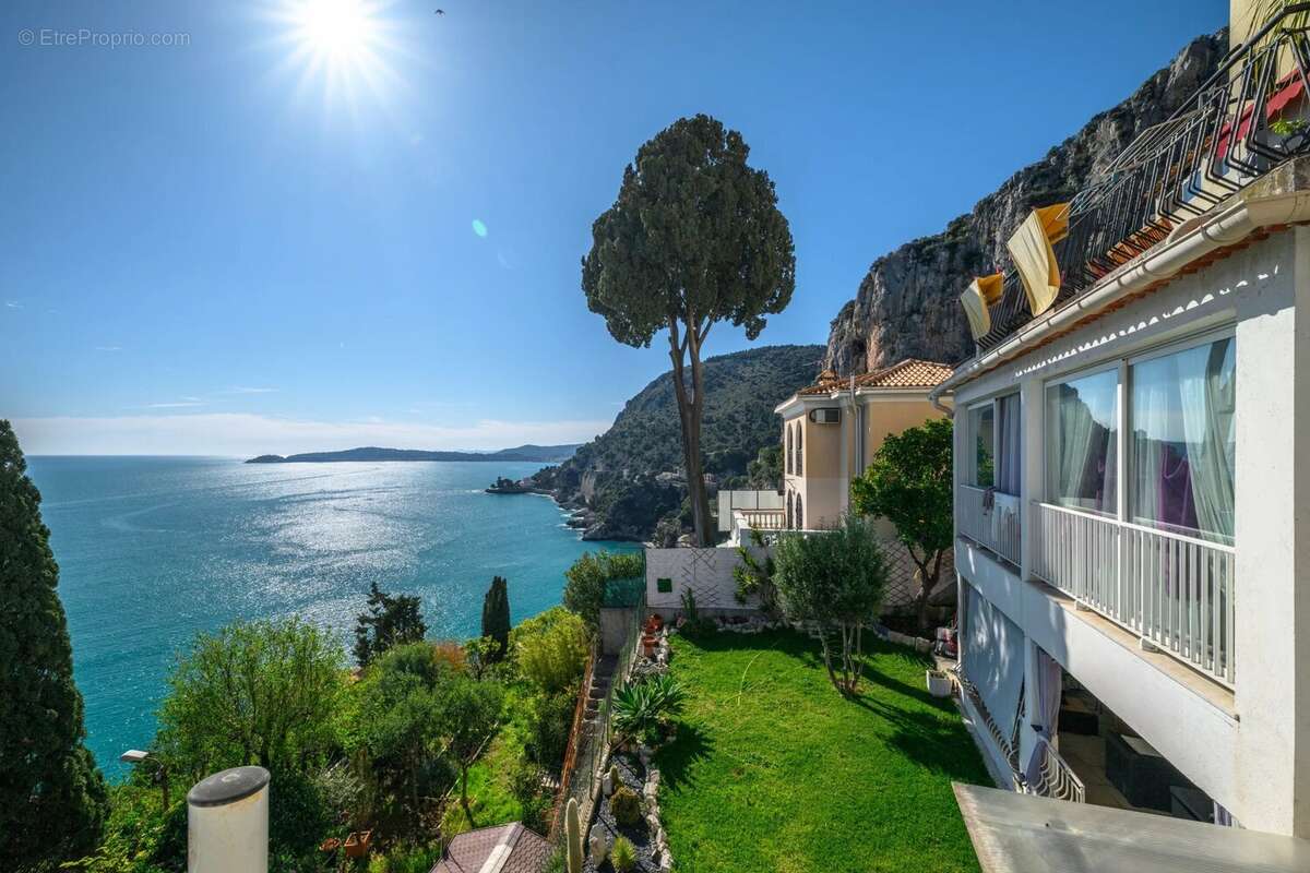 Appartement à CAP-D'AIL