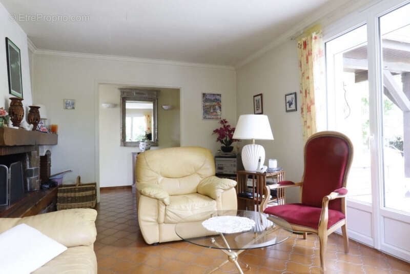Chamoy - Pavillon de plain-pied de 90 m² sur sous-sol total – Terrain de 1 420 m² - photo 4