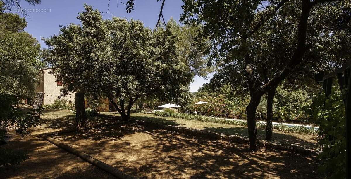 Maison à MONTFORT-SUR-ARGENS