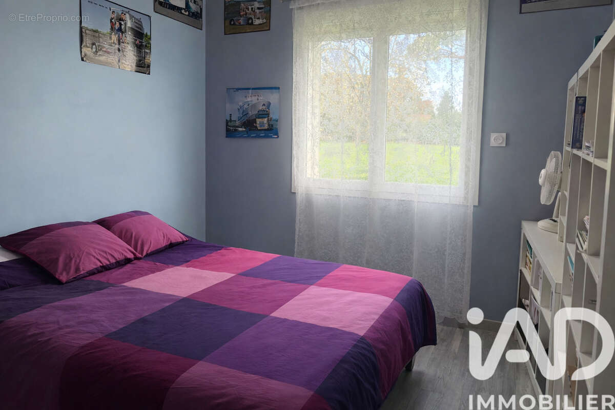 Photo 4 - Maison à LAGORCE