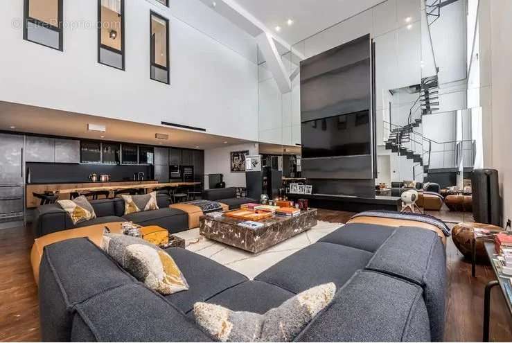 Appartement à PARIS-9E