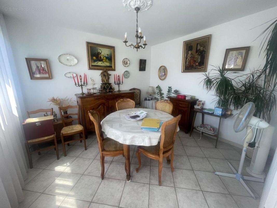 Appartement à MARSEILLE-15E