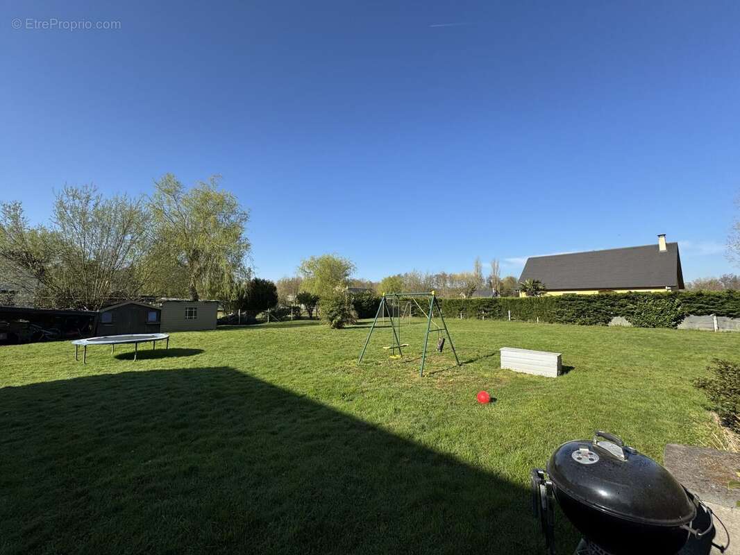 Maison à BONNEVILLE-LA-LOUVET