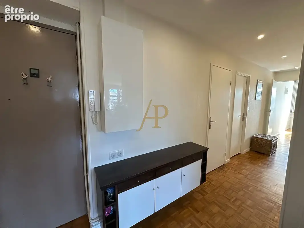 POISSY CENTRE Appartement  4 pièce(s) 89m2 - photo 7